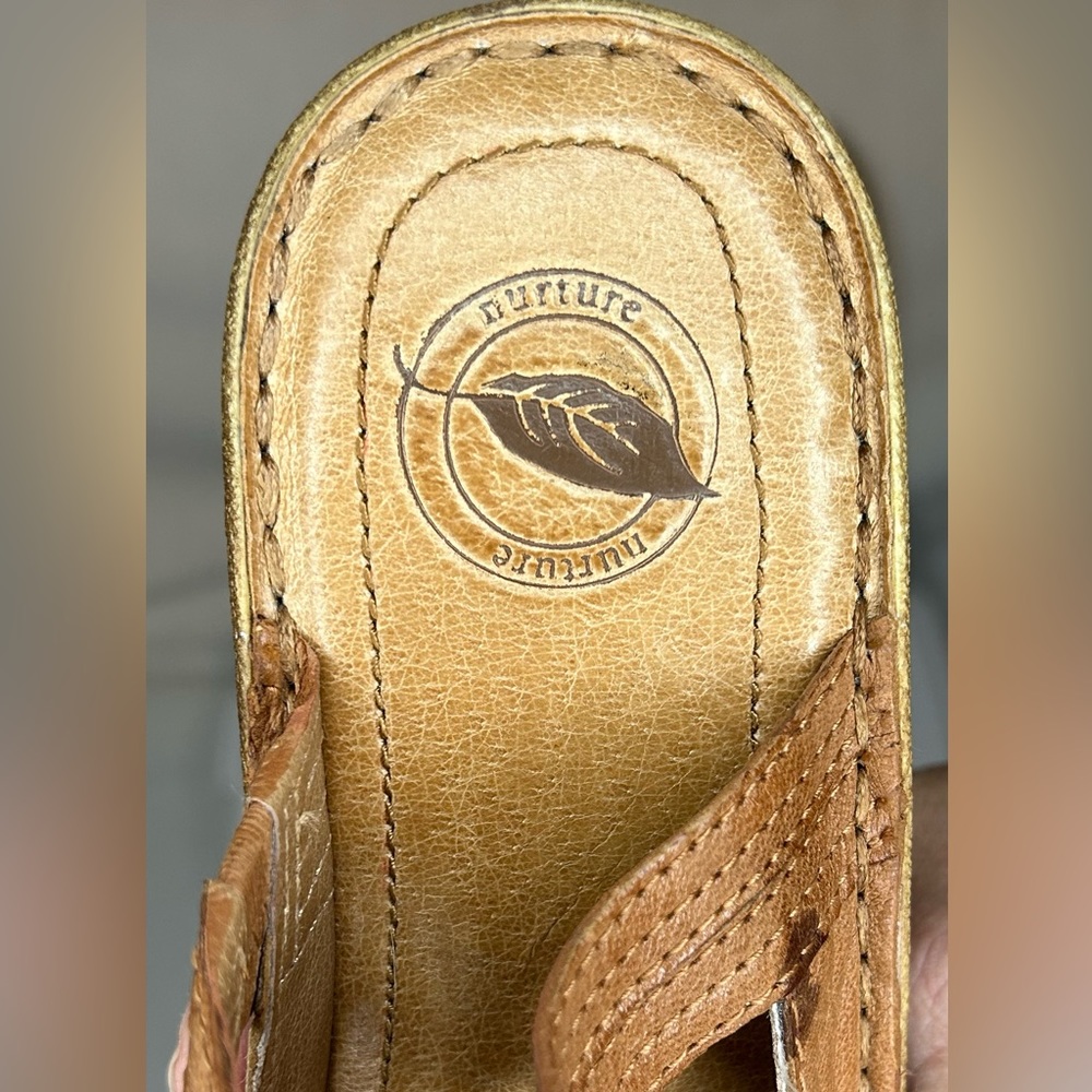 NURTURE WOMENS Leather Wedge Tan Sandals, w/ leather design, Slip On, Size 8 - Picture 7 of 9